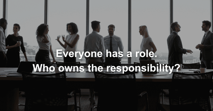 Graphic showing 402(a) vs 3(16) fiduciary roles in a 401(k) plan and differences in ERISA oversight responsibilities.